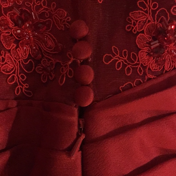 Red Prom Dress Lace and Sequins Mermaid Style - Picture 3 of 4